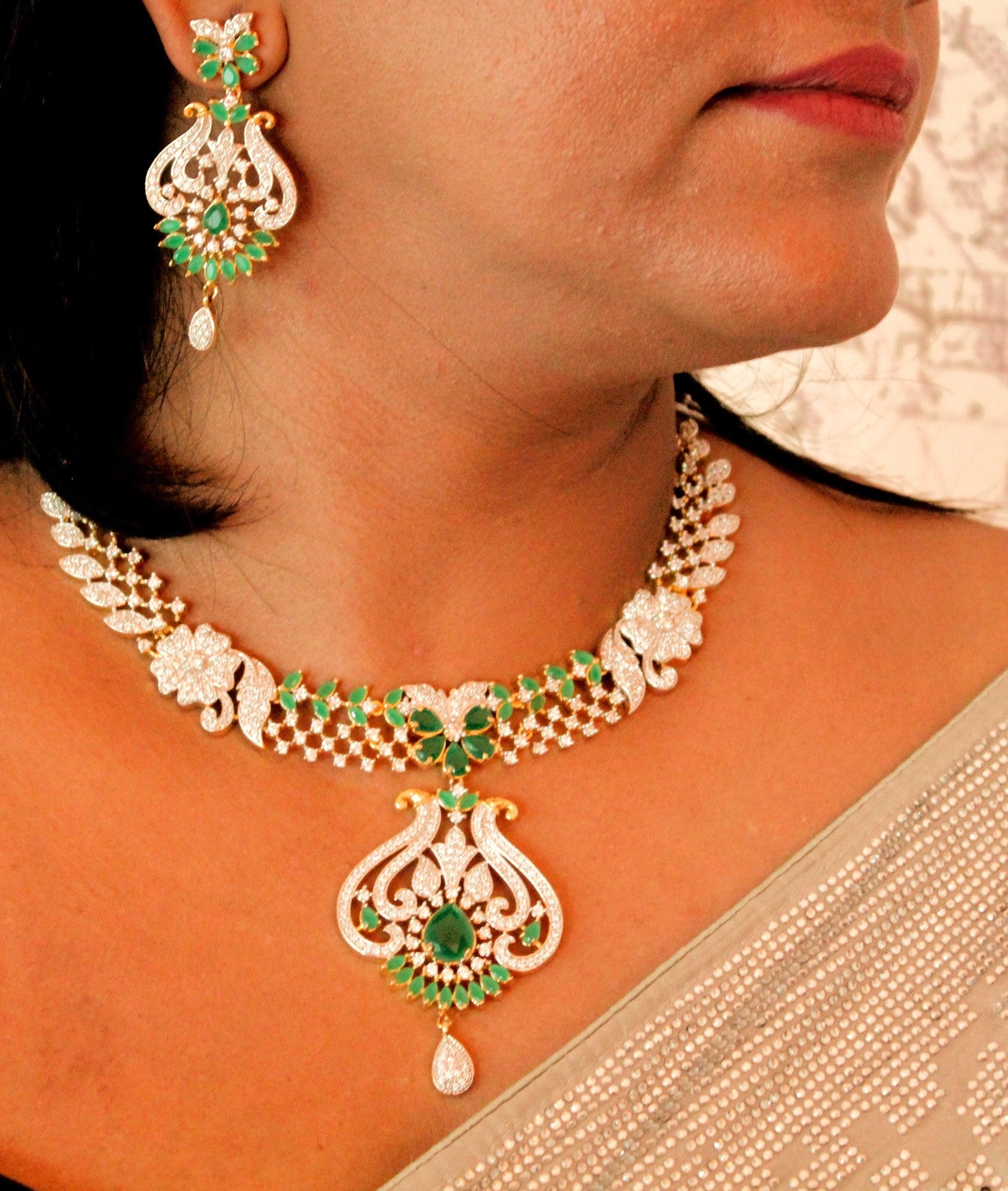 Ribbon white gold finish and cz crystal jewelry set. main image 1