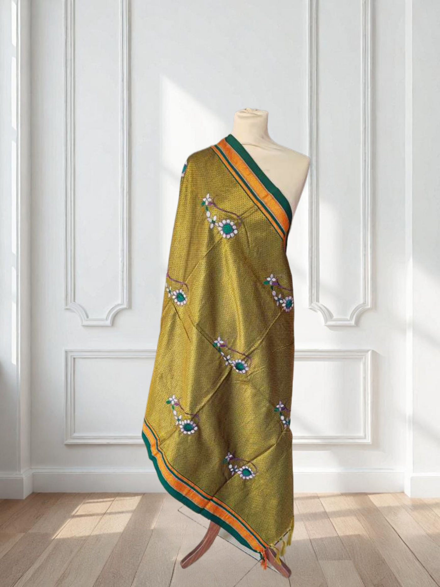 Resham Khun Dupatta with Nath Embroidery work