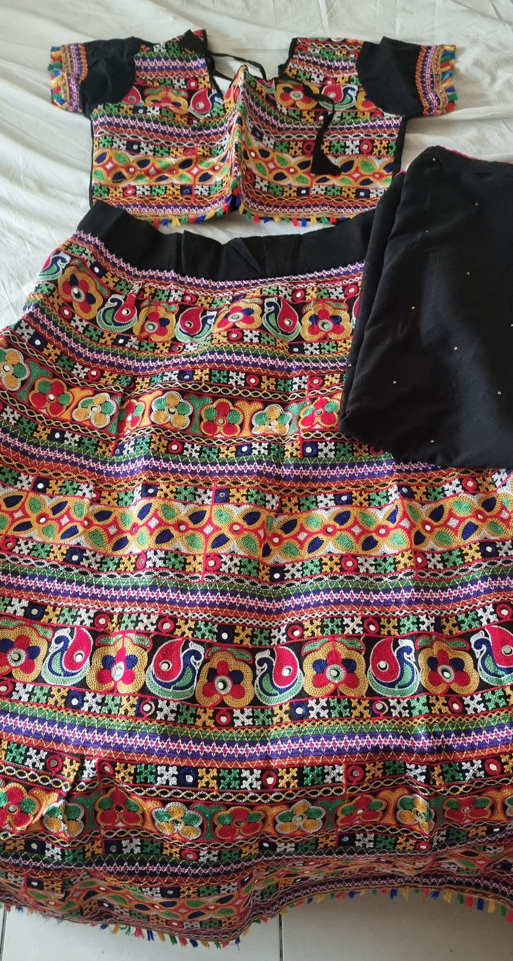 Gujarati Garba Ghagra Choli-Navratri Lehenga Choli-Kutch Embroidery-ba ...