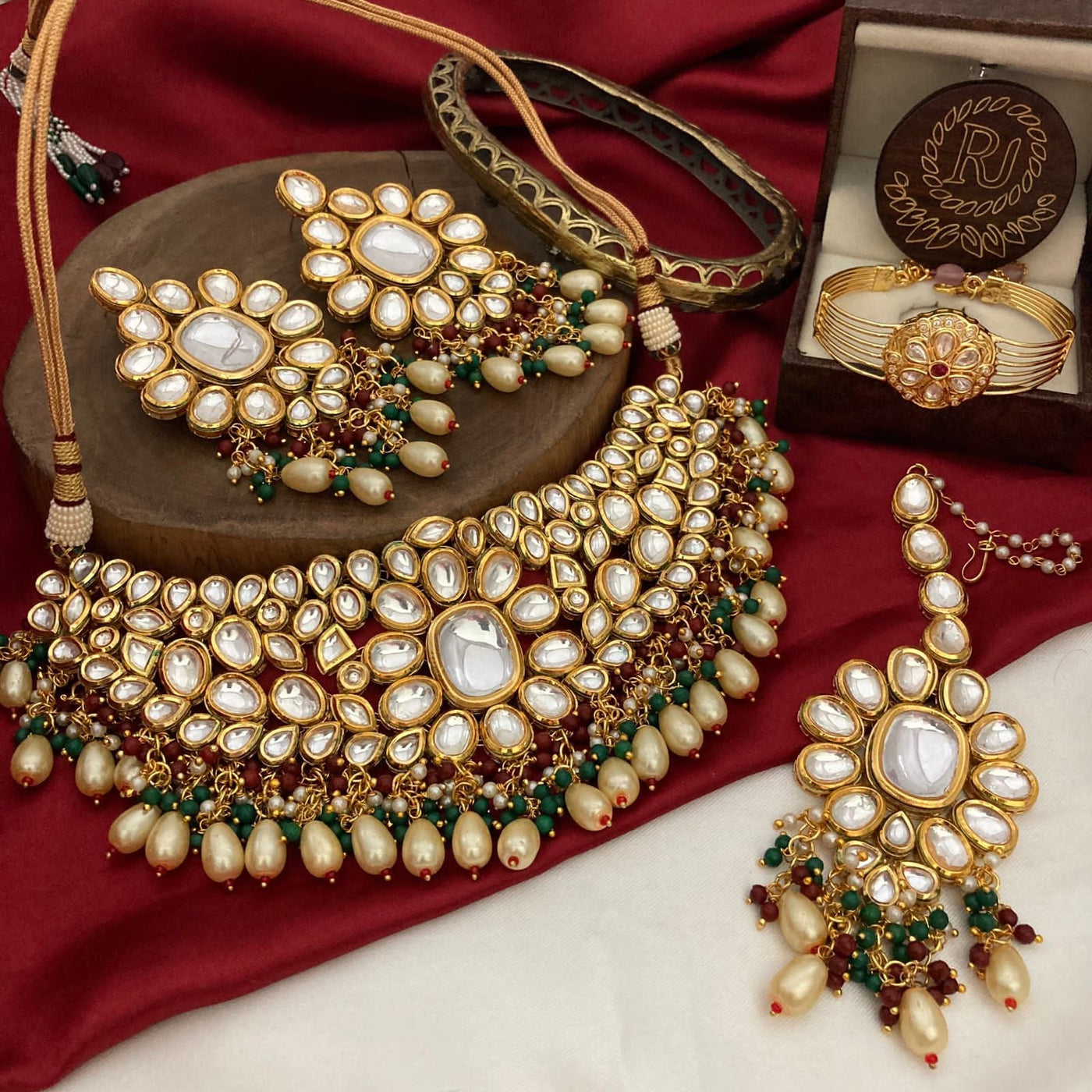 Kundan Necklace Set