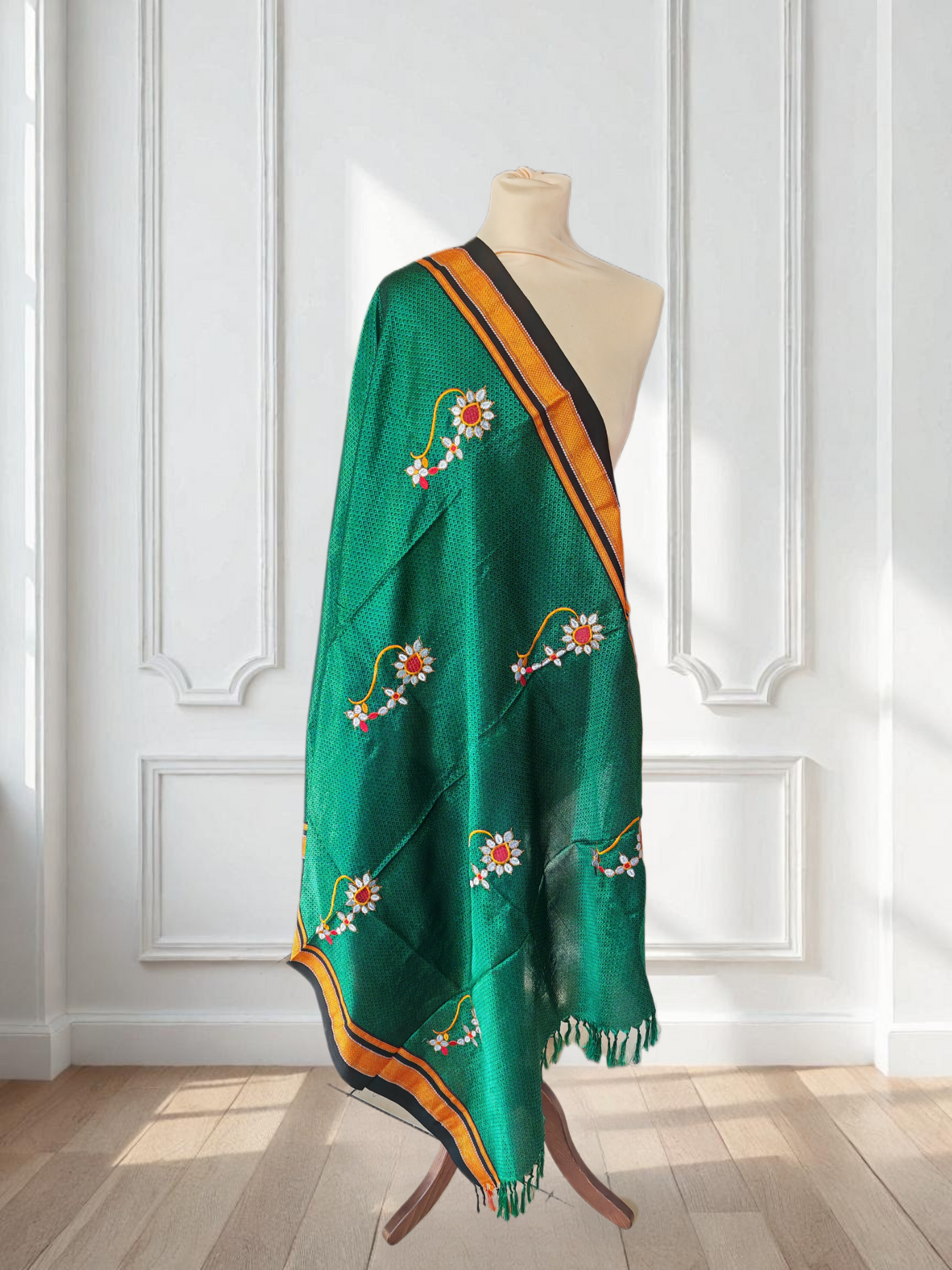 Resham Khun Dupatta with Nath Embroidery work