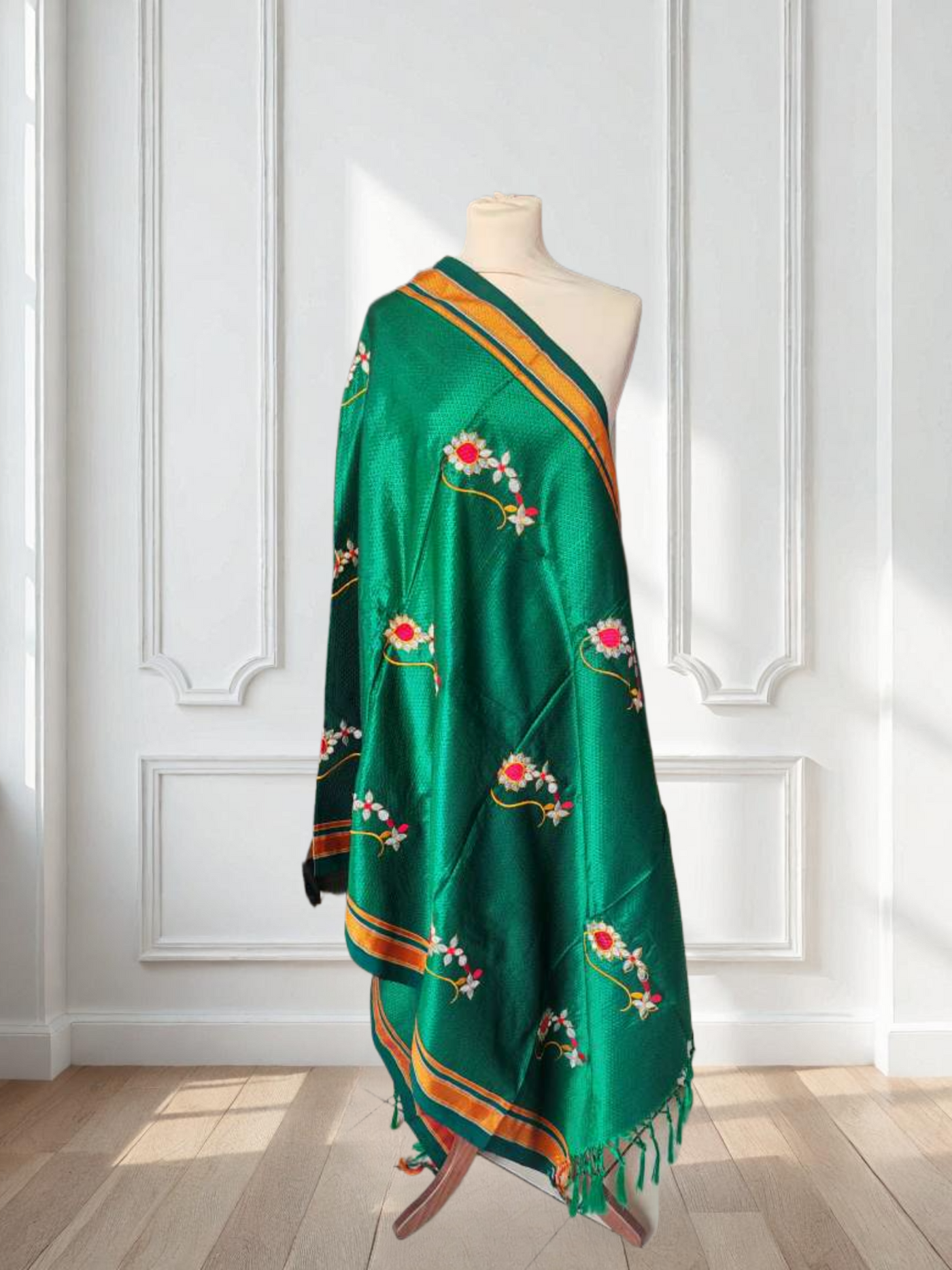 Resham Khun Dupatta with Nath Embroidery work