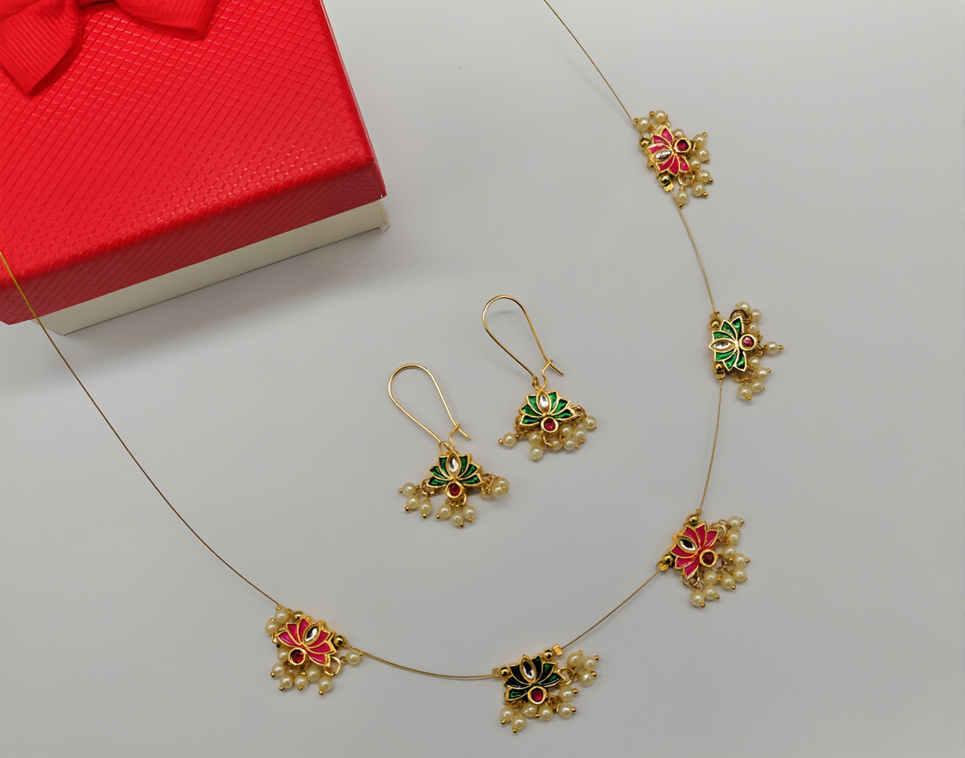 Invisible Necklace - 3