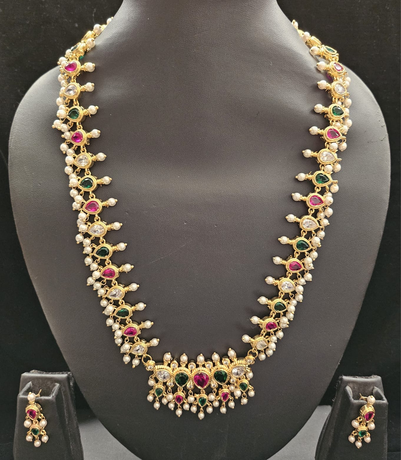 Tanmani Necklace Set - Long [MUNOV28] – PRAAGNEEK