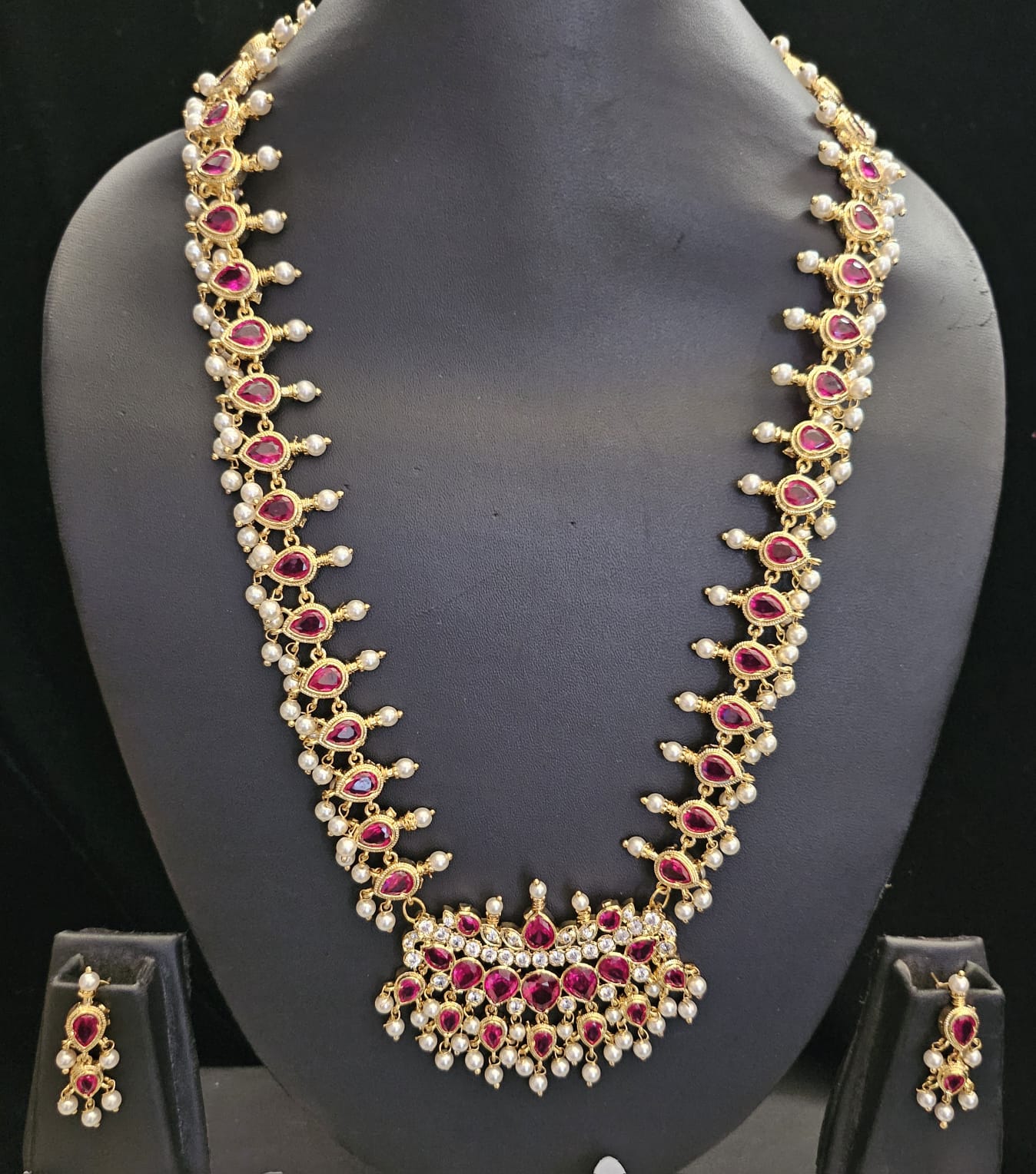 Tanmani Necklace Set - Long  [MUNOV29]