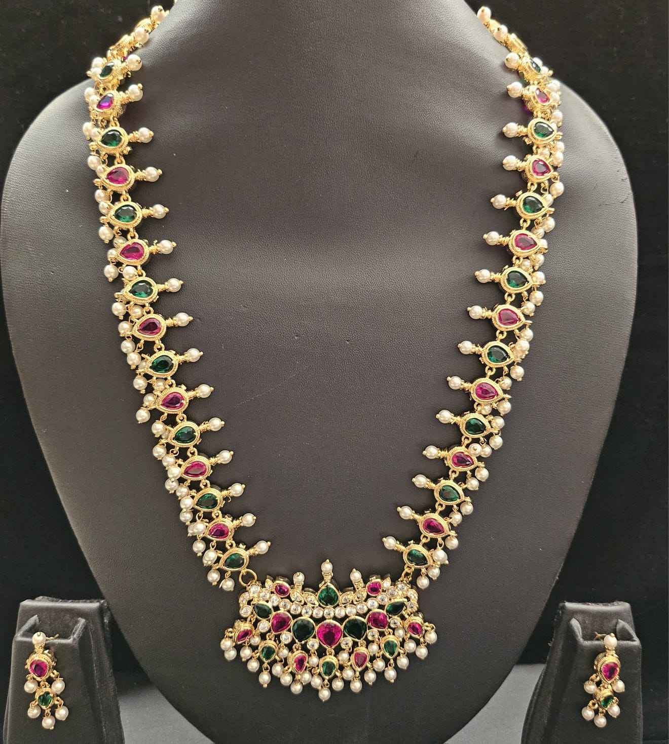 Tanmani Necklace Set - Long  [MUNOV33]