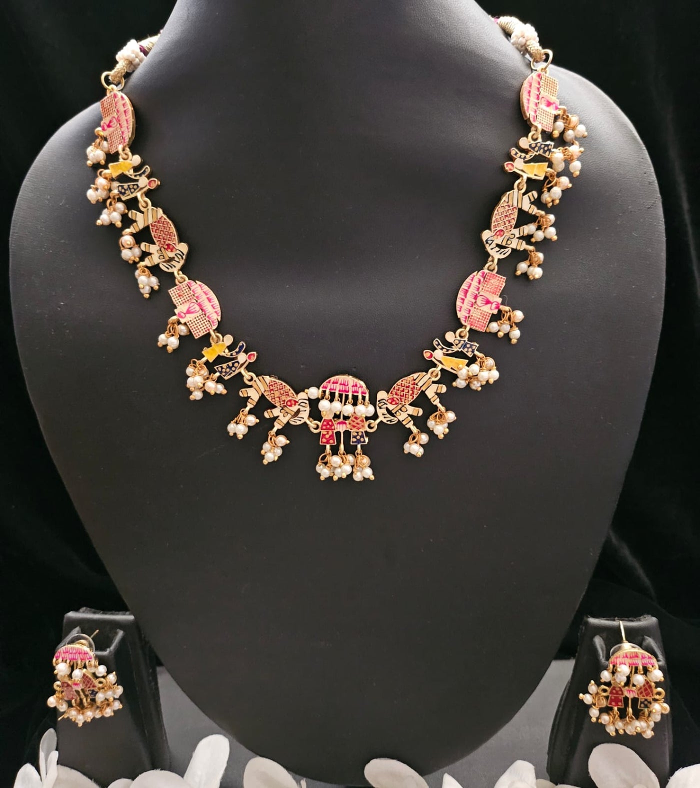 Baarat Necklace and Earring Set