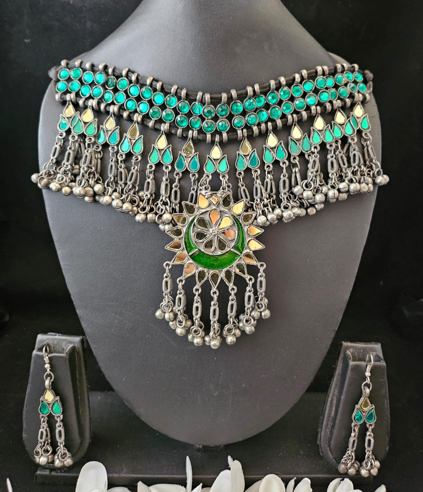 Afghani Black Polish Choker