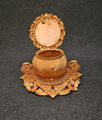 Kumkum box