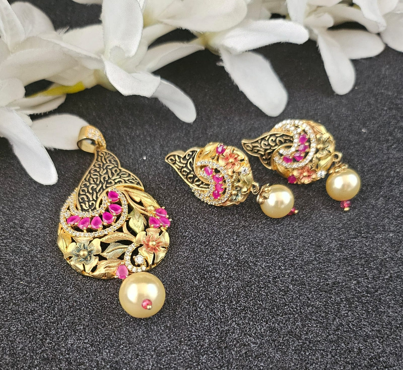 American Diamond Pendant Set