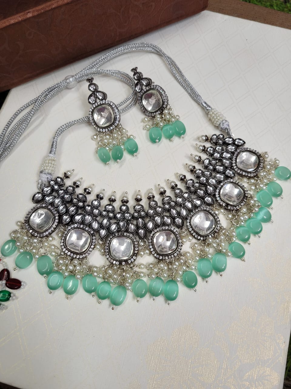 AD kundan short necklace