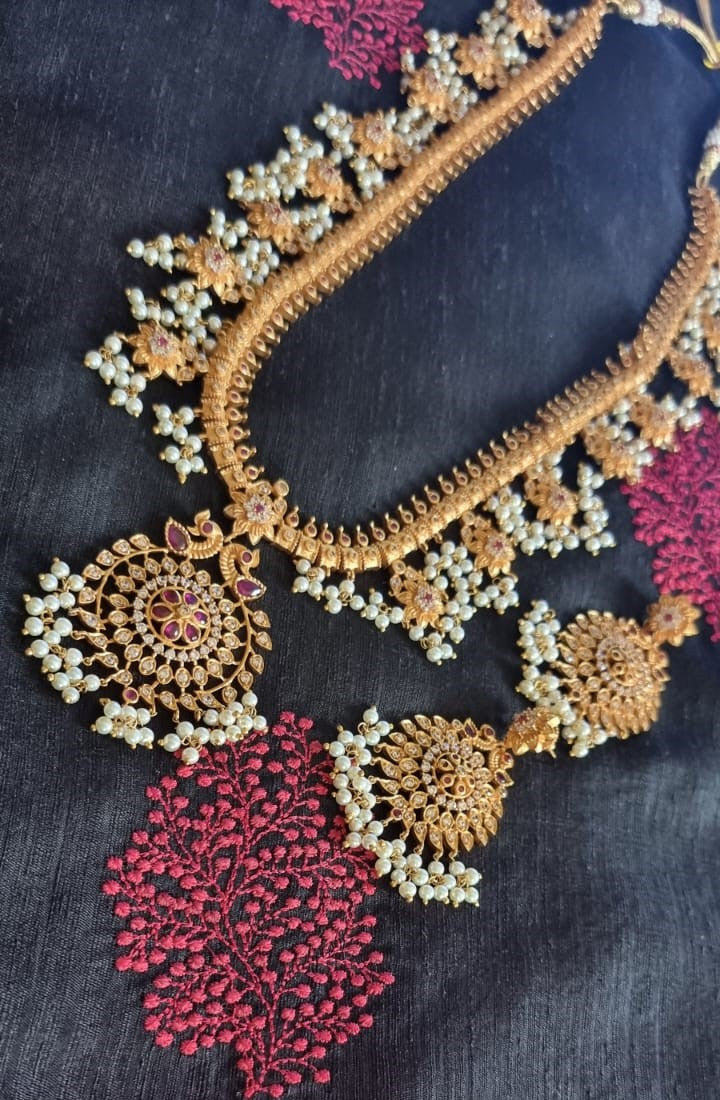 Pearl Ethnic Necklace Set (MCSH3) - Women Ethnic Jewellery - Shop now at Praagneek.com