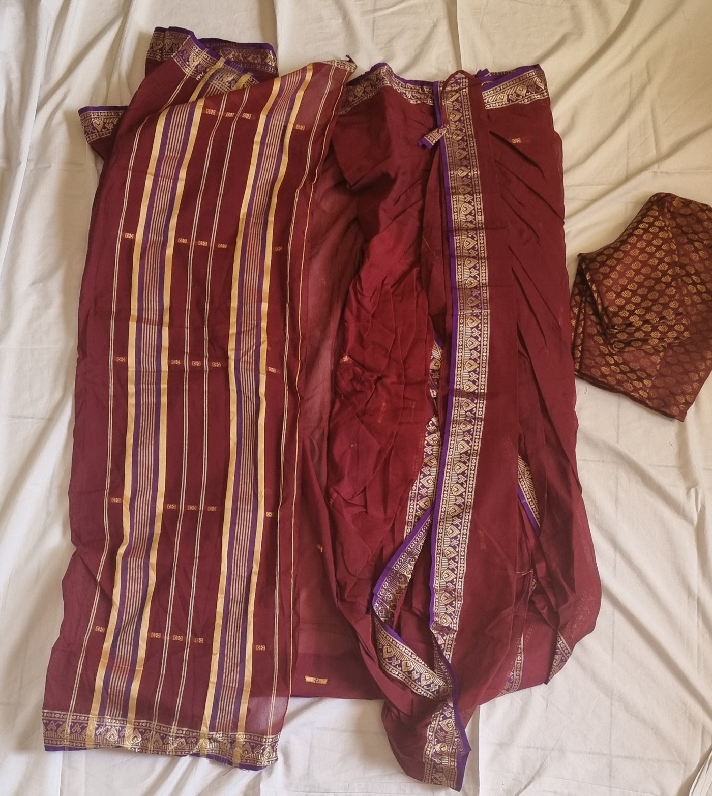 Stitched Marathi Pure Cotton Nauvari saree - Peshwai style - Upto 42 inch waist