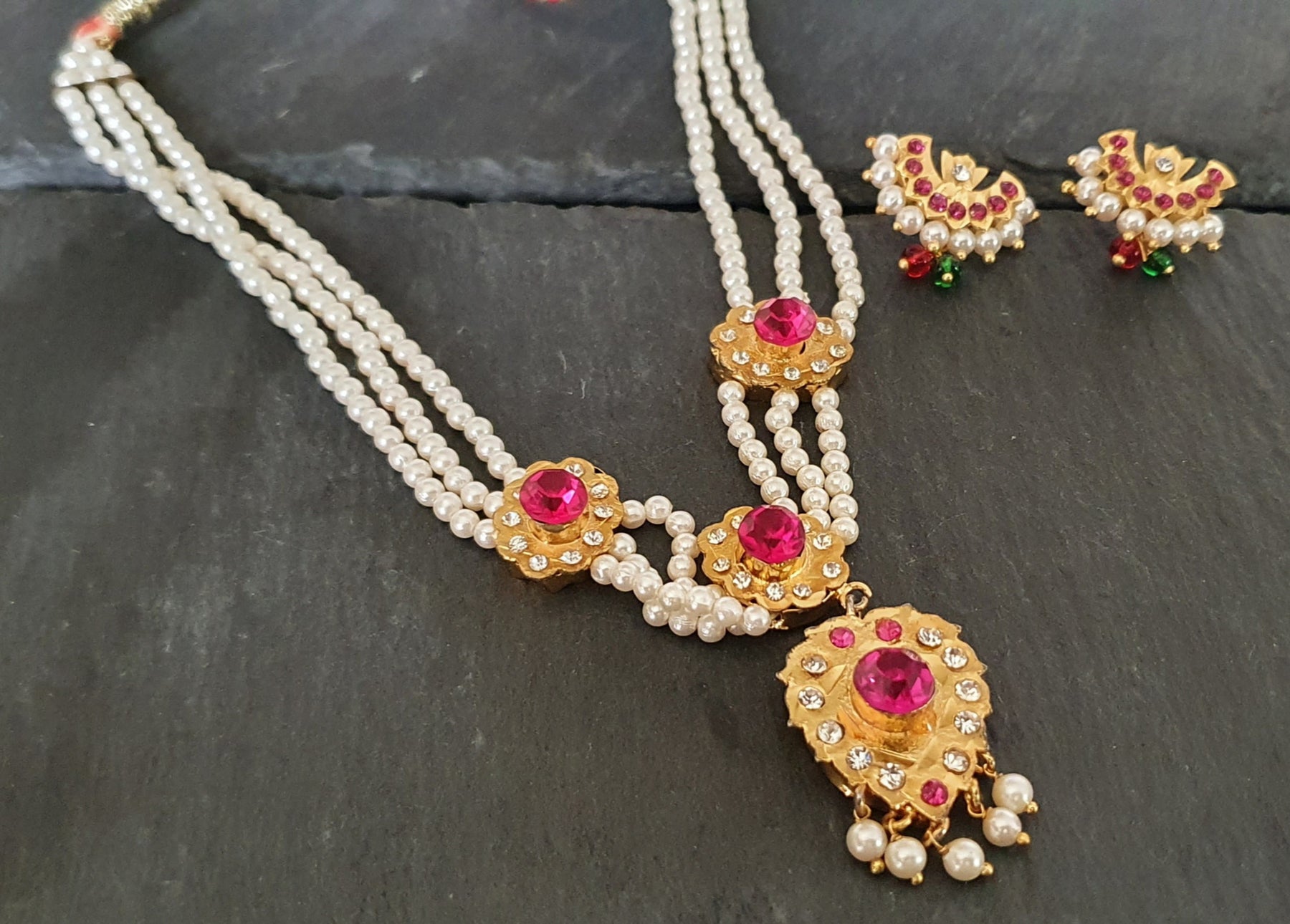Traditional maharashtrian choker Clearance